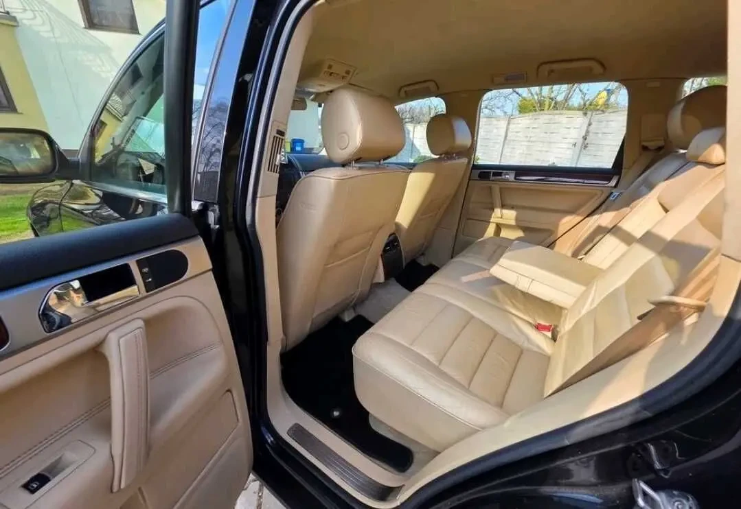 Volkswagen Touareg 3.0 TDI 6