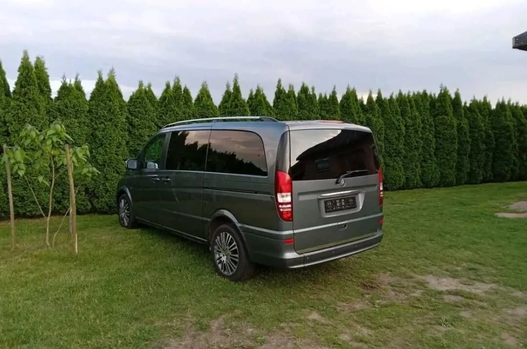 Mercedes-Benz Viano 4
