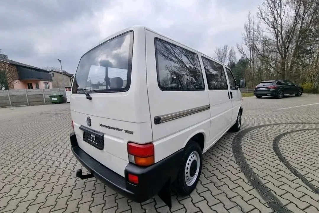 Volkswagen Transporter T5 4