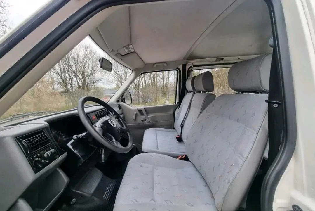 Volkswagen Transporter T5 7