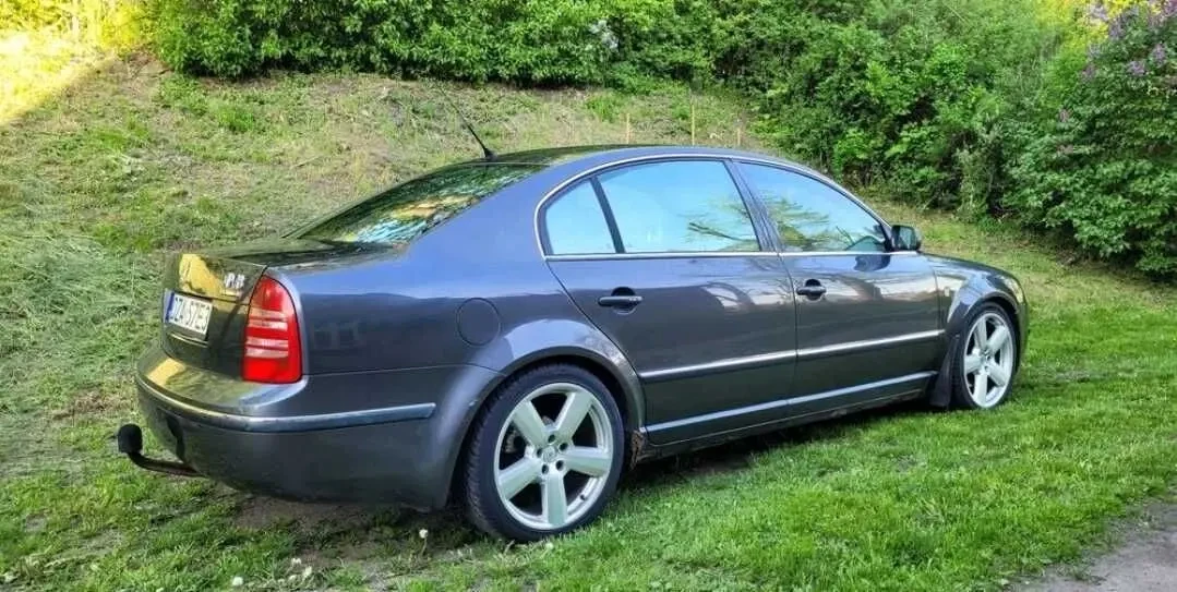 Skoda Superb 2.5 TDI 4x4 4
