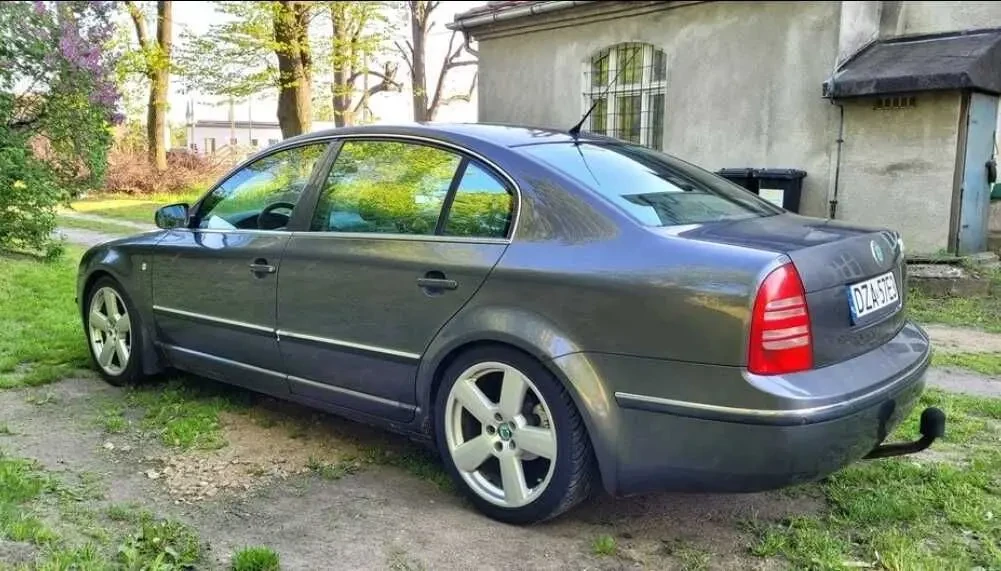 Skoda Superb 2.5 TDI 4x4 3