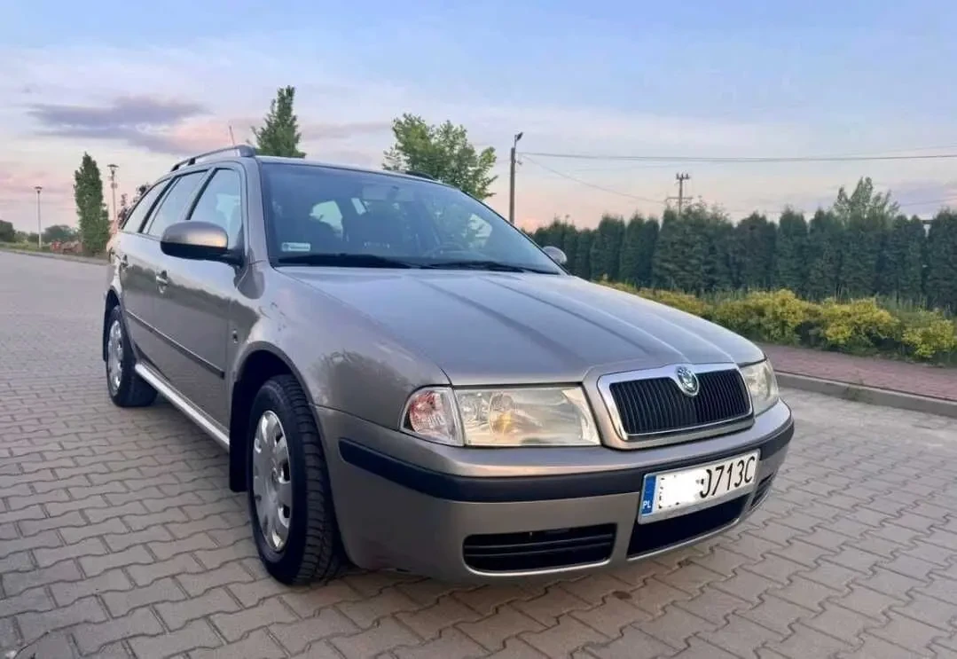 Skoda Octavia Нерозмитнена