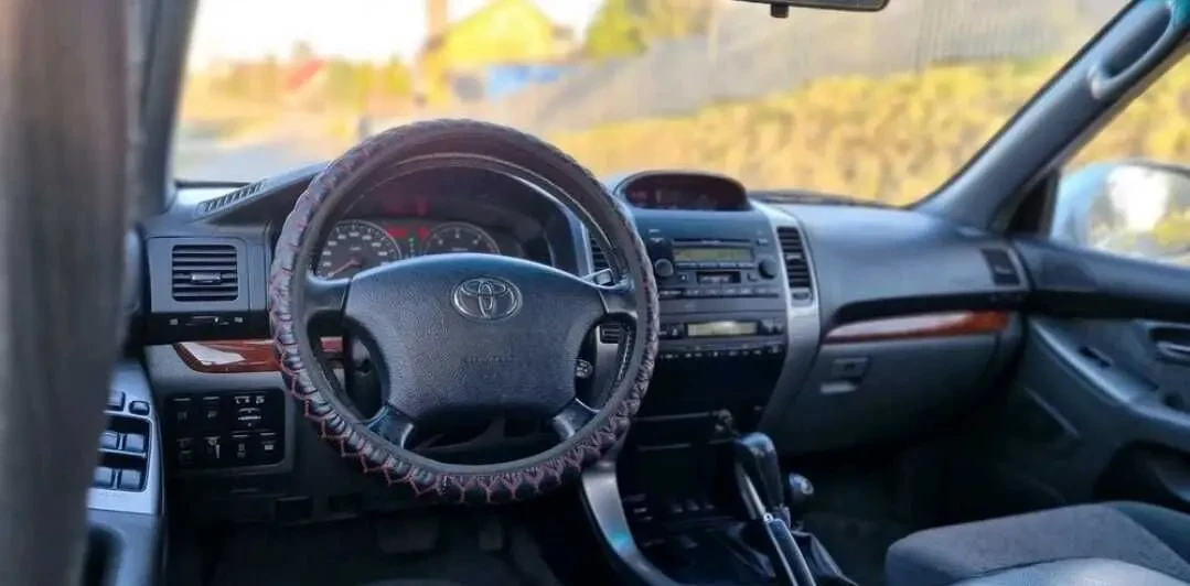 Toyota Land Cruiser Prado 120 6