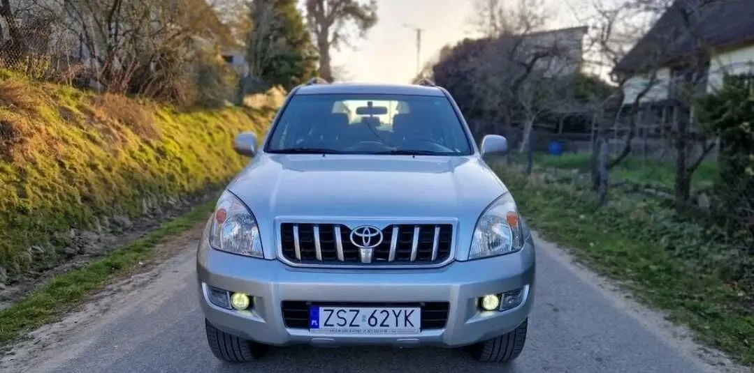 Toyota Land Cruiser Prado 120 2
