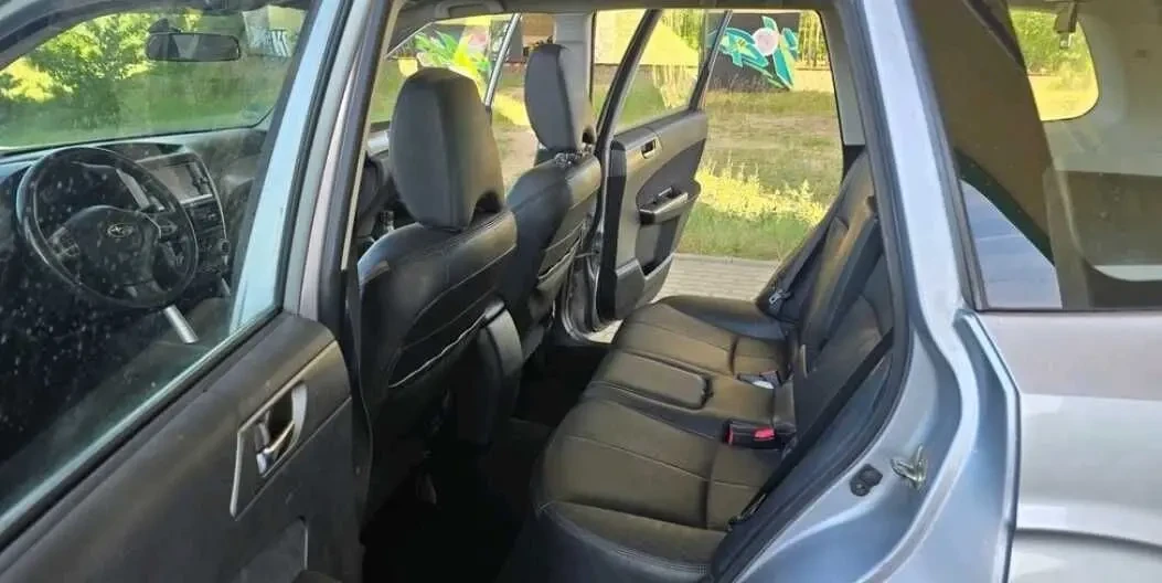Subaru Forester 2.0D 8