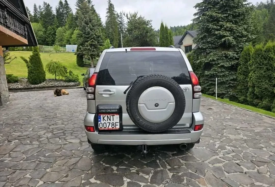 Toyota Land Cruiser Prado 120 5