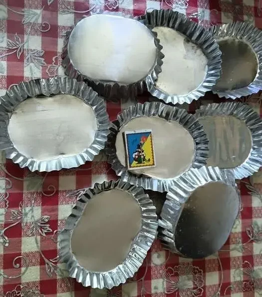 Форми Формочки НОВІ для випікання випічки пирогів, піци, заливного ,твердий метал жовтий, 9 штук. 10