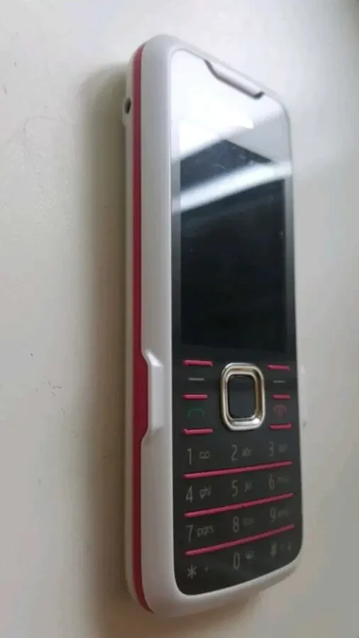 Телефон Nokia 7210с 2