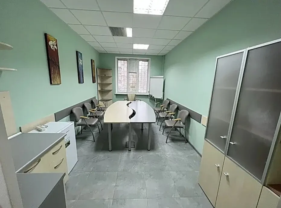 Аренда офиса 55 м2 с мебелью, Маккейна (Кудри), Печерск, Зверинецкая 6