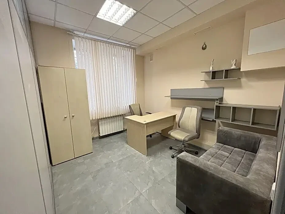 Аренда офиса 55 м2 с мебелью, Маккейна (Кудри), Печерск, Зверинецкая 4