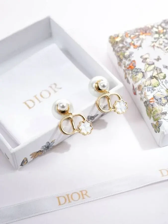 Сережки Dior 7