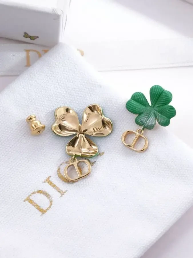 Сережки Dior 8