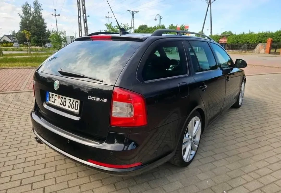 Skoda Octavia Універсал для військових 5