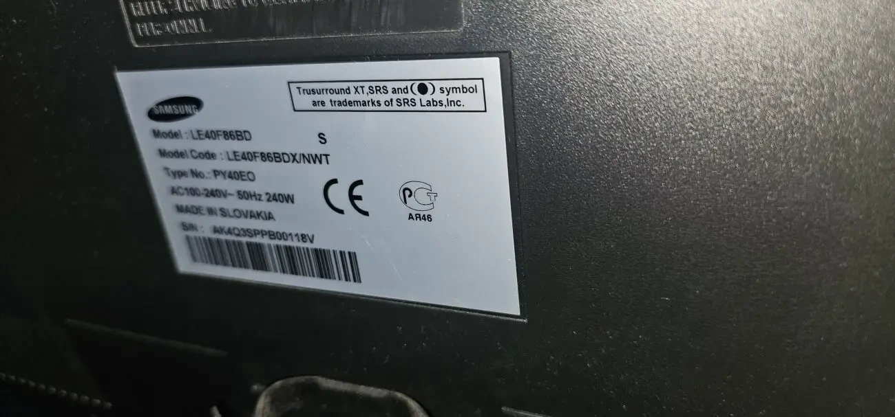 SAMSUNG LE40F86BD FullHD 100 Hz Motion Plus 2