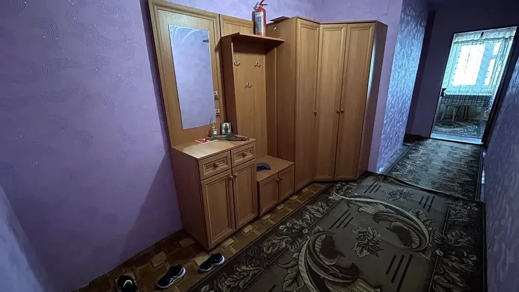 3-х ком. квартира в Стиконовском кирпичном доме на Нищинского по интересной цене 7