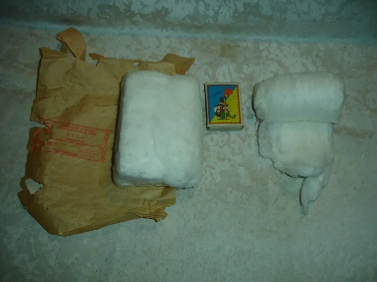 ВАТА натуральна 1990 р. випуску. 48 грам. Медична вата. БАВОВНА. Зигзаг. РАРИТЕТ. 8
