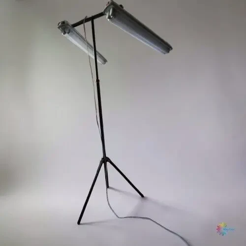 Аппарат УФ-облучения дерматологический ФОТОДЕРМ-4/8х20W Philips  для лечения псориаза 4