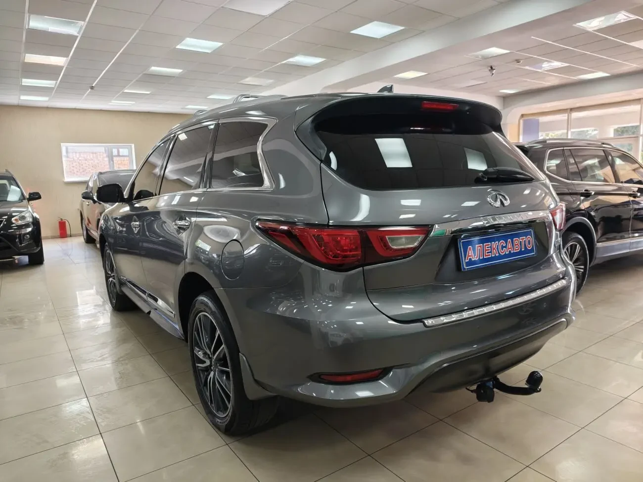 Infiniti QX60 AWD 3.5і V6 АКПП 2016 р.в. (262 к.с.) 2