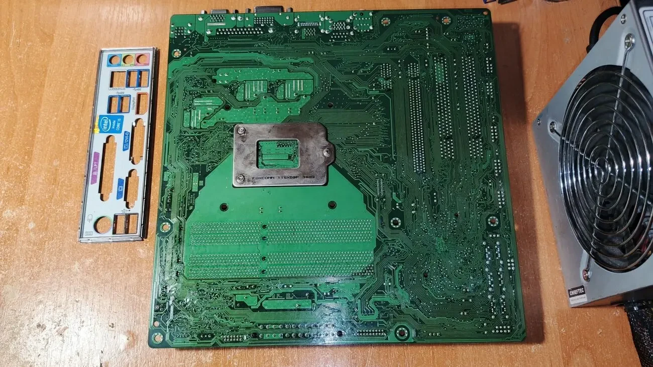 Материнская плата INTEL DQ87PG 4xDDR3 SATA-III, USB 3.0, Socket LGA1150 3