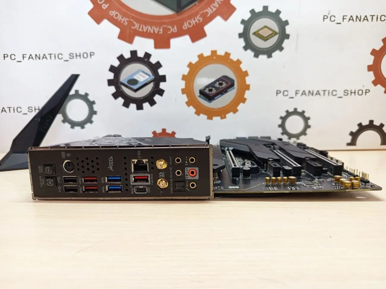 Материнська плата MSI MEG Z490 UNIFY 2