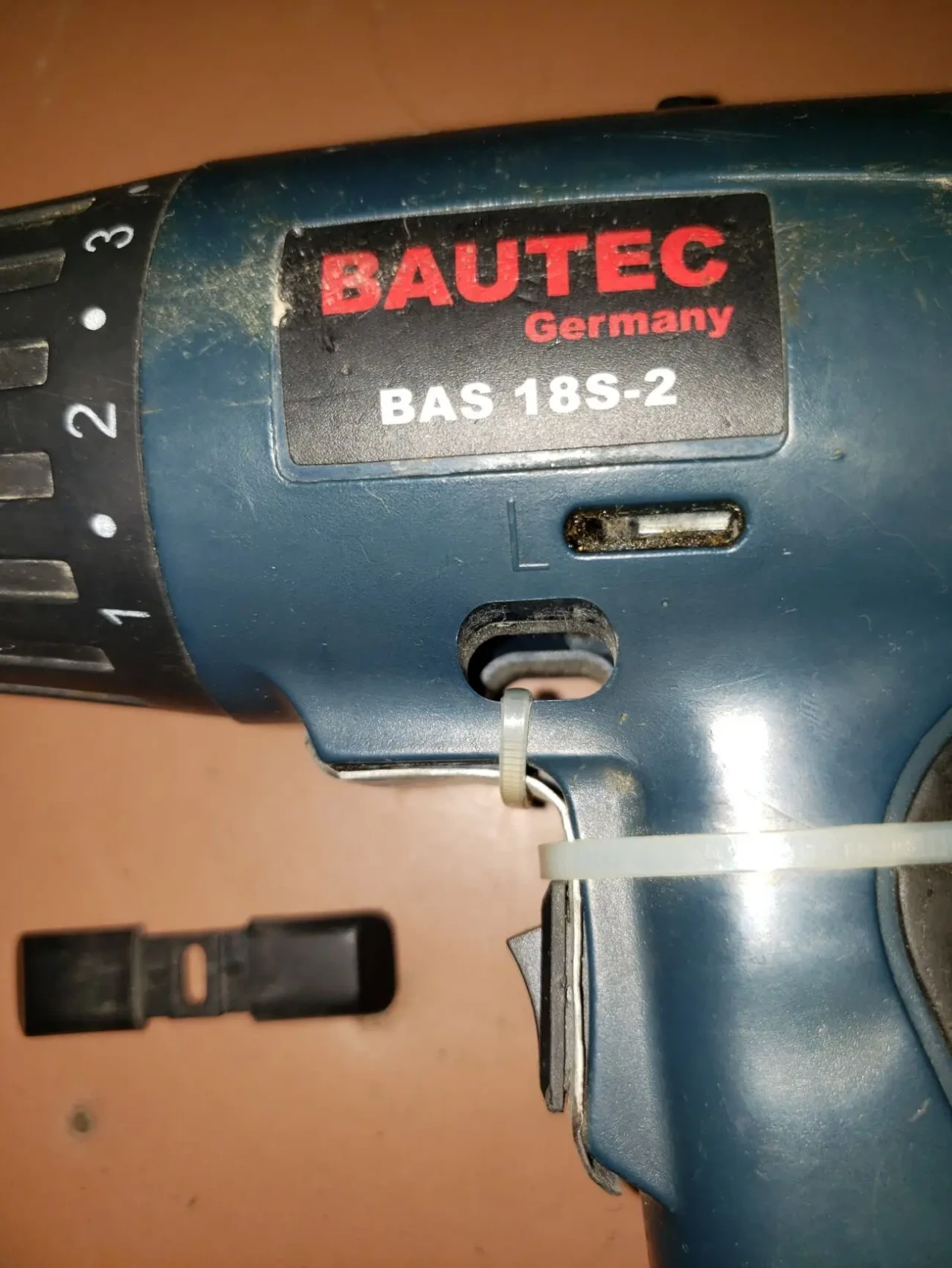 Шуруповёрт Bautec BAS 18S-2 с кейсом. 9