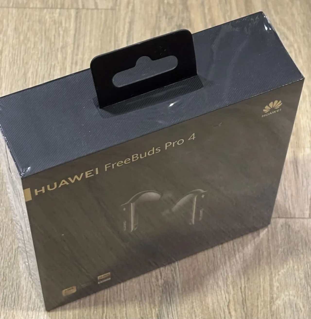 Бездротові навушники HUAWEI FreeBude Pro4