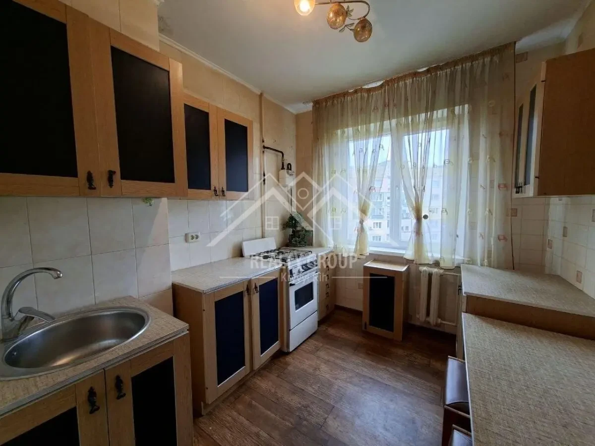 Продаж 2-к квартири на мкрн Сонячний