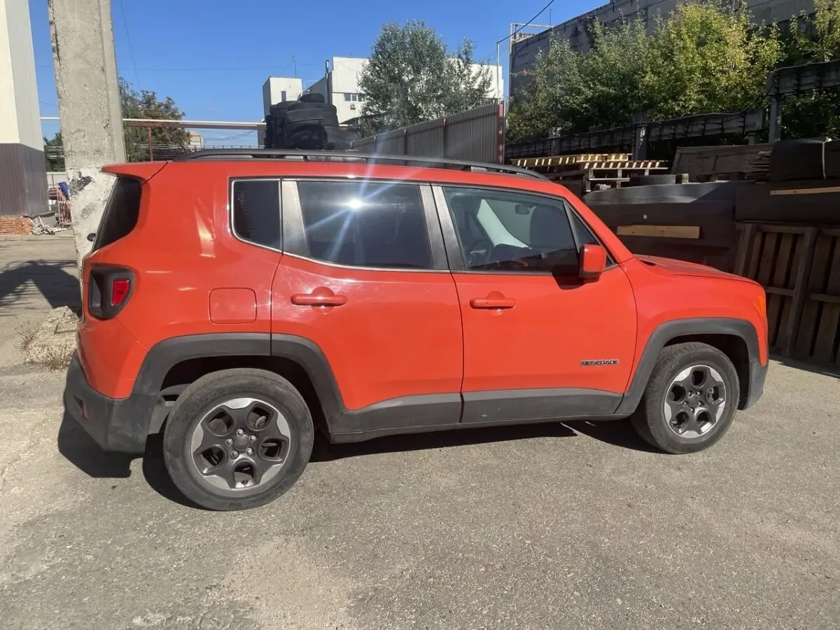 Продам Jeep Renegad 3