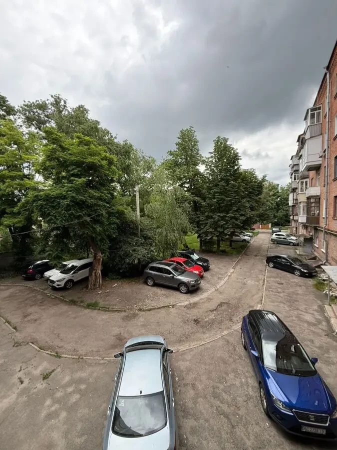 Продам 2к квартиру на Титова,6 10