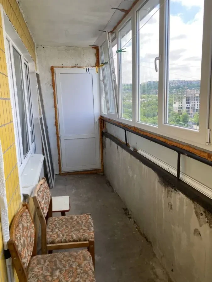 продам 1 комнатную квартиру район Победа 5 5