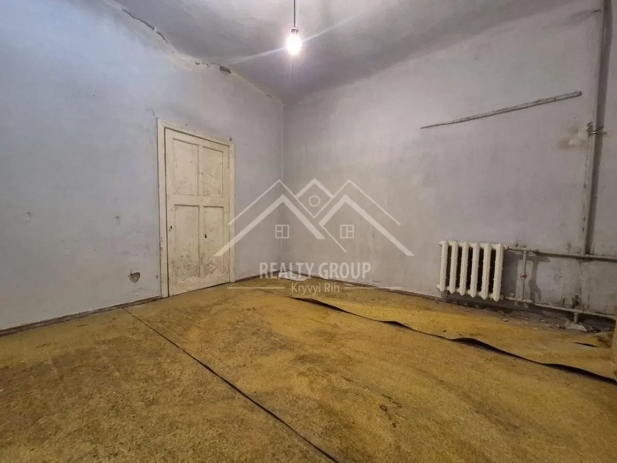 Продаж 2к  сталінки на 17 кв з прекрасним плануванням. 7