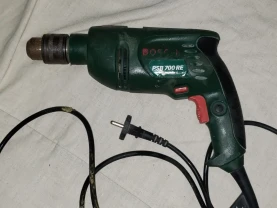 Ударная дрель Bosch PSB 700 RE.