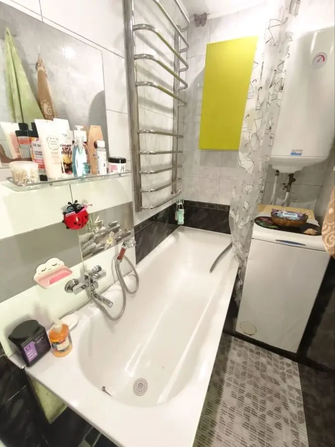 Продам домик Левитана Костанди Таирова 5