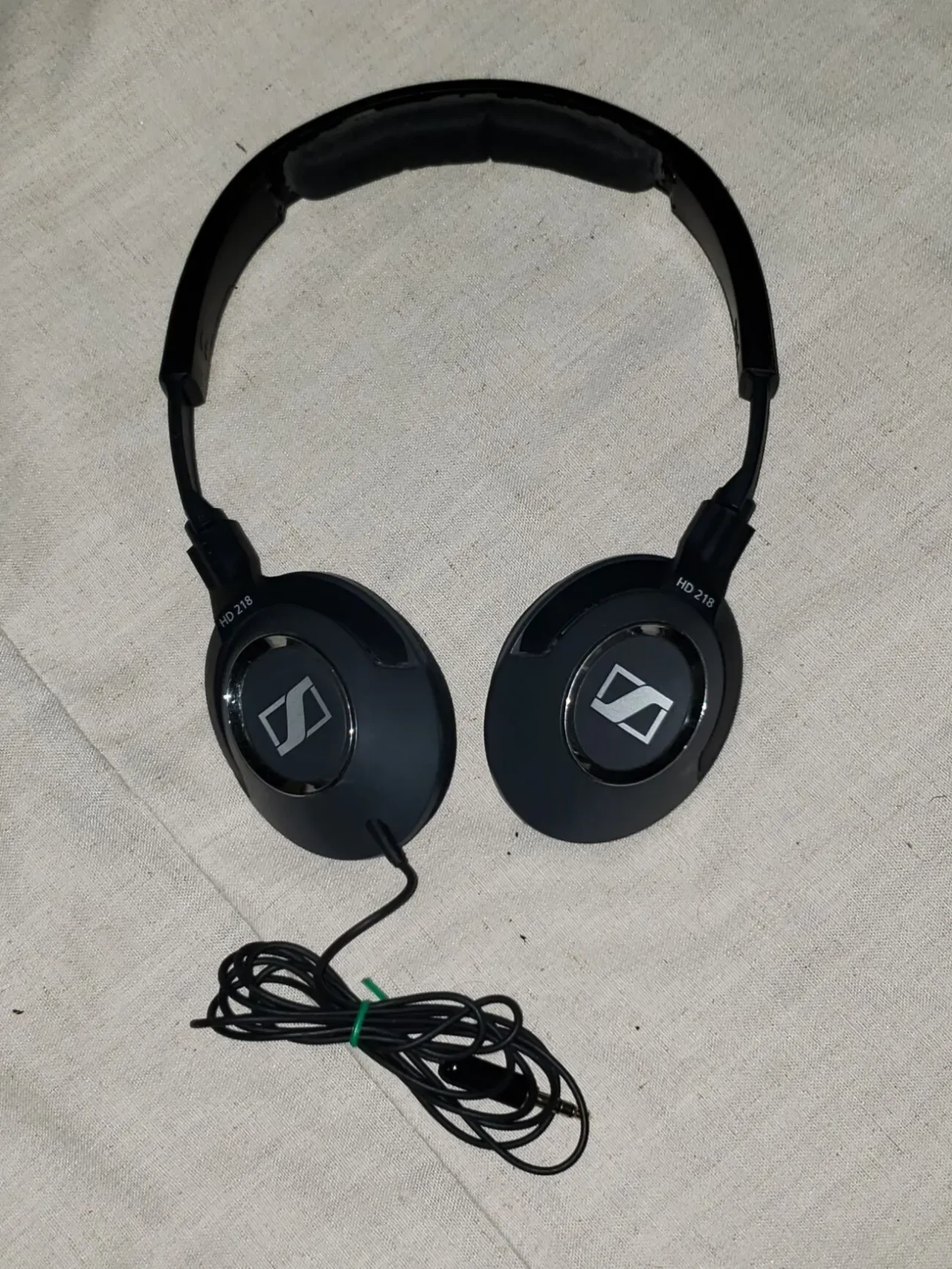 Наушники Sennheiser HD 218. 2