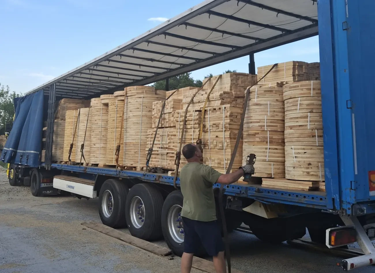 Дерев'яні барабани для кабельно-провідникової продукції оптом від виробника 7