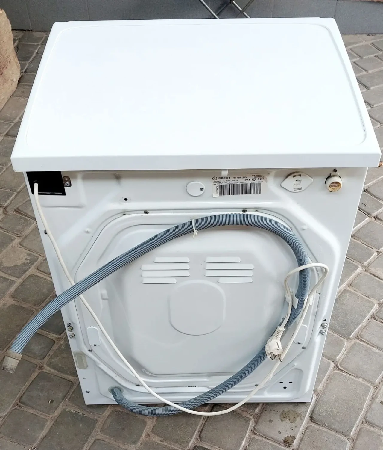 Пральна машина Indesit WI 101, Італія 7