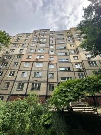 Продам 3к квартиру Тополя- 1 д15 район Тера без комісії
