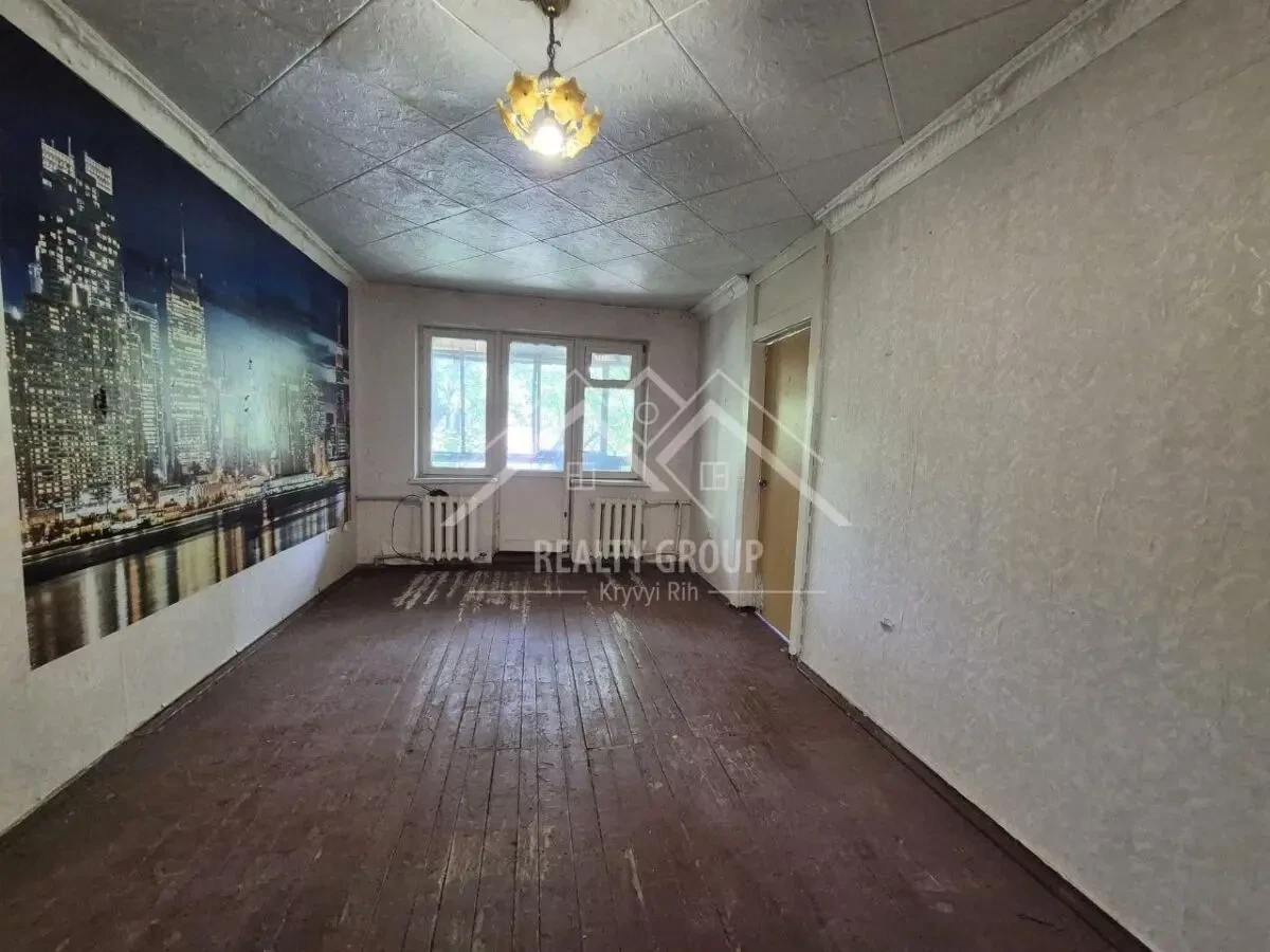 Продаж затишної 2к квартири  17 квартал (8-а лікарня) 3