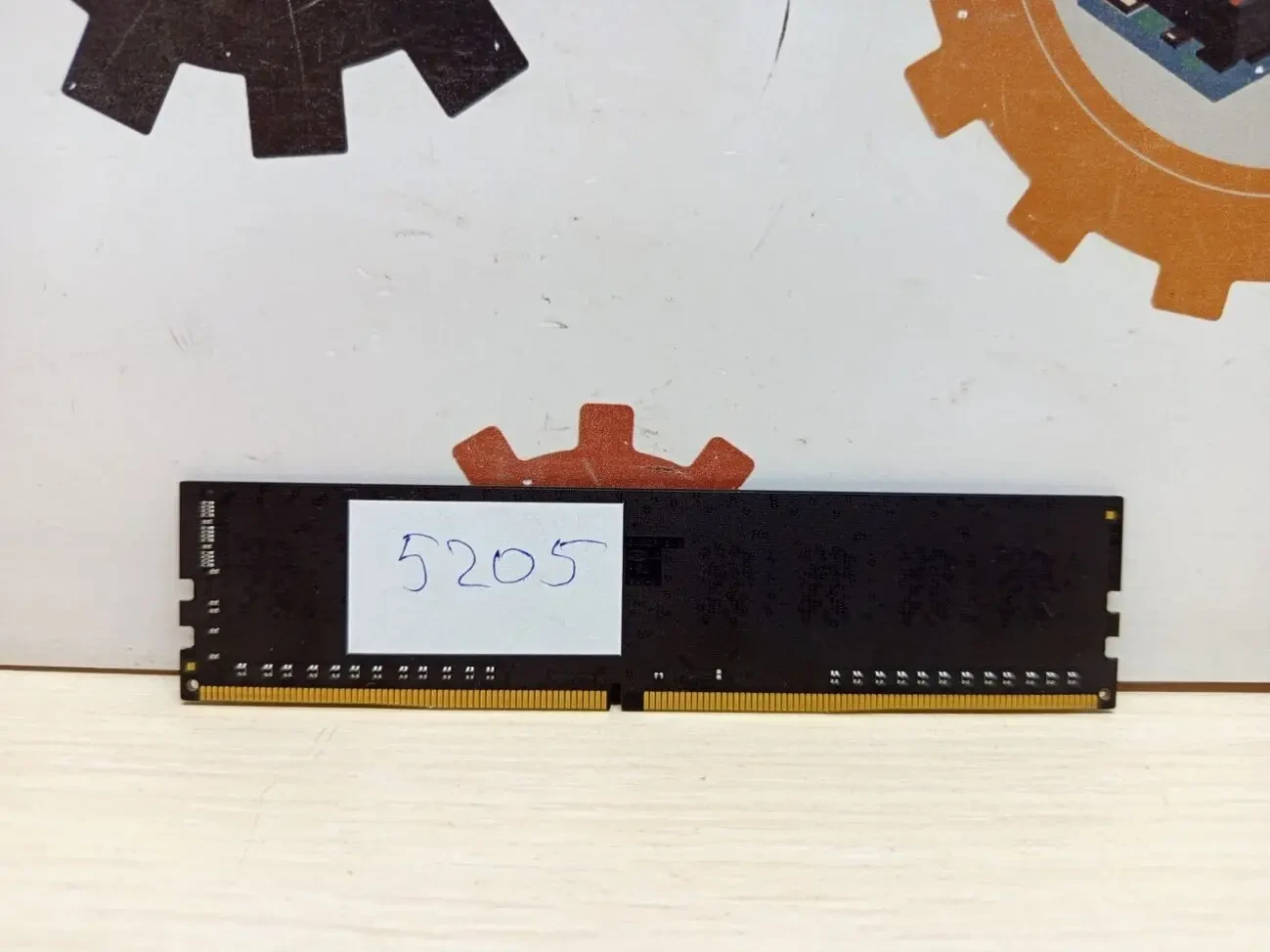 Оперативна пам'ять Silicon Power DDR4-2133 8192MB PC4-17000 (SP008GBLFU213B02) 2