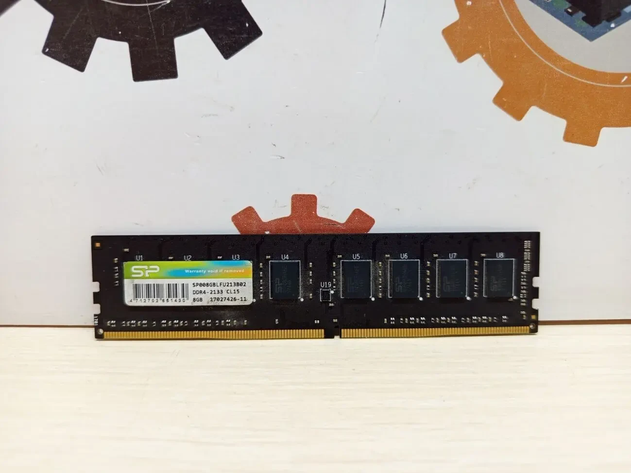 Оперативна пам'ять Silicon Power DDR4-2133 8192MB PC4-17000 (SP008GBLFU213B02)