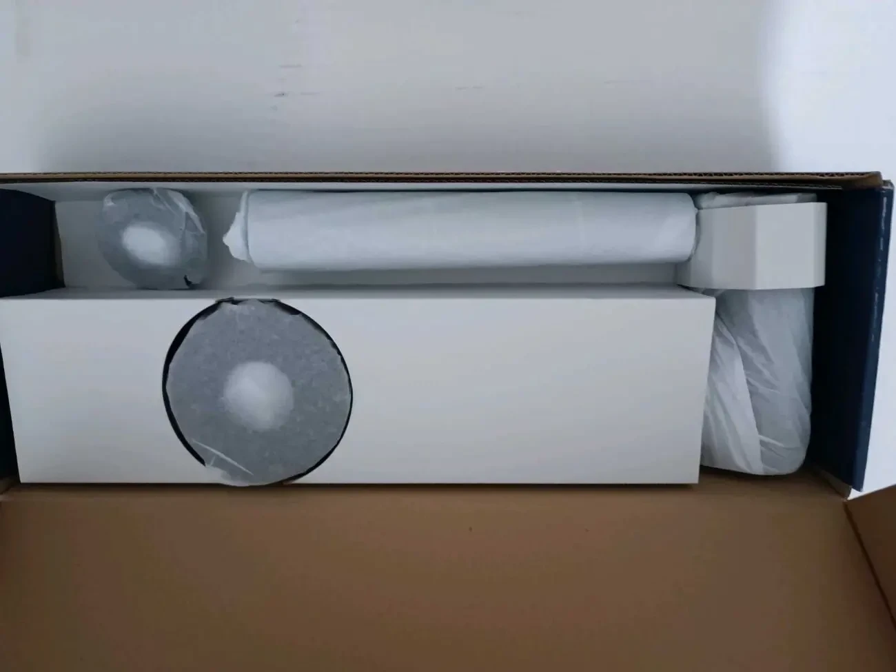 Продам сифон чорний відкритого монтажу GROHE 3