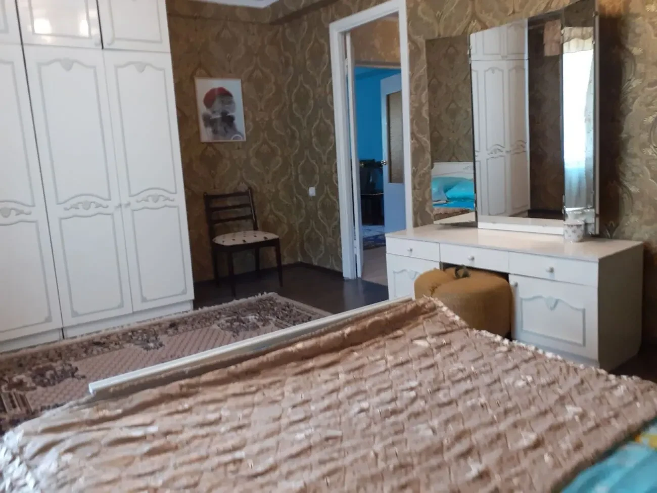 Подобова оренда 4-к квартири в Києві. Центр. Метро Печерська 3