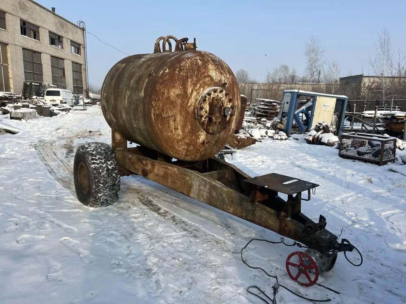Ємність 9.8 кубів Емальована  харчова бочка цистерна 8