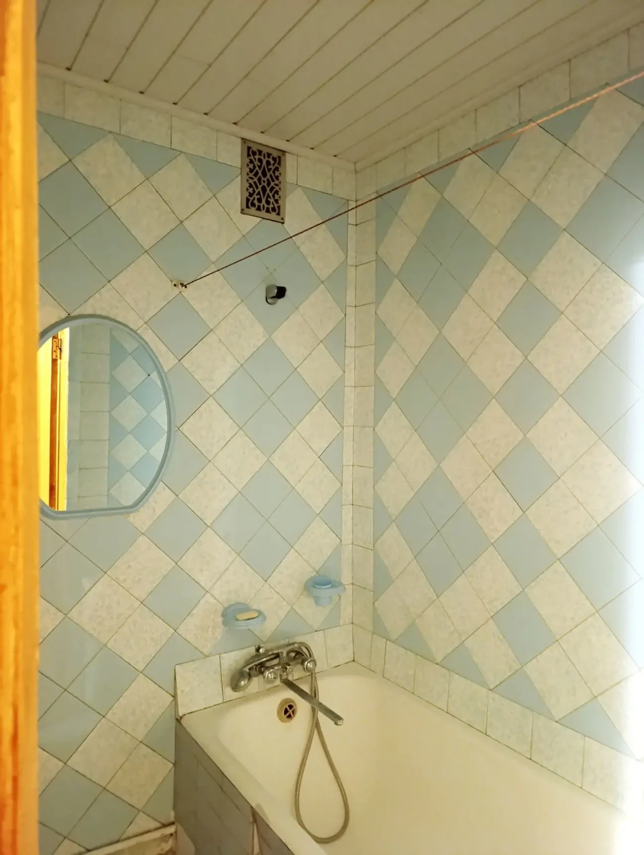 Продам 2 кім квартиру пр-т Ландау 20 7