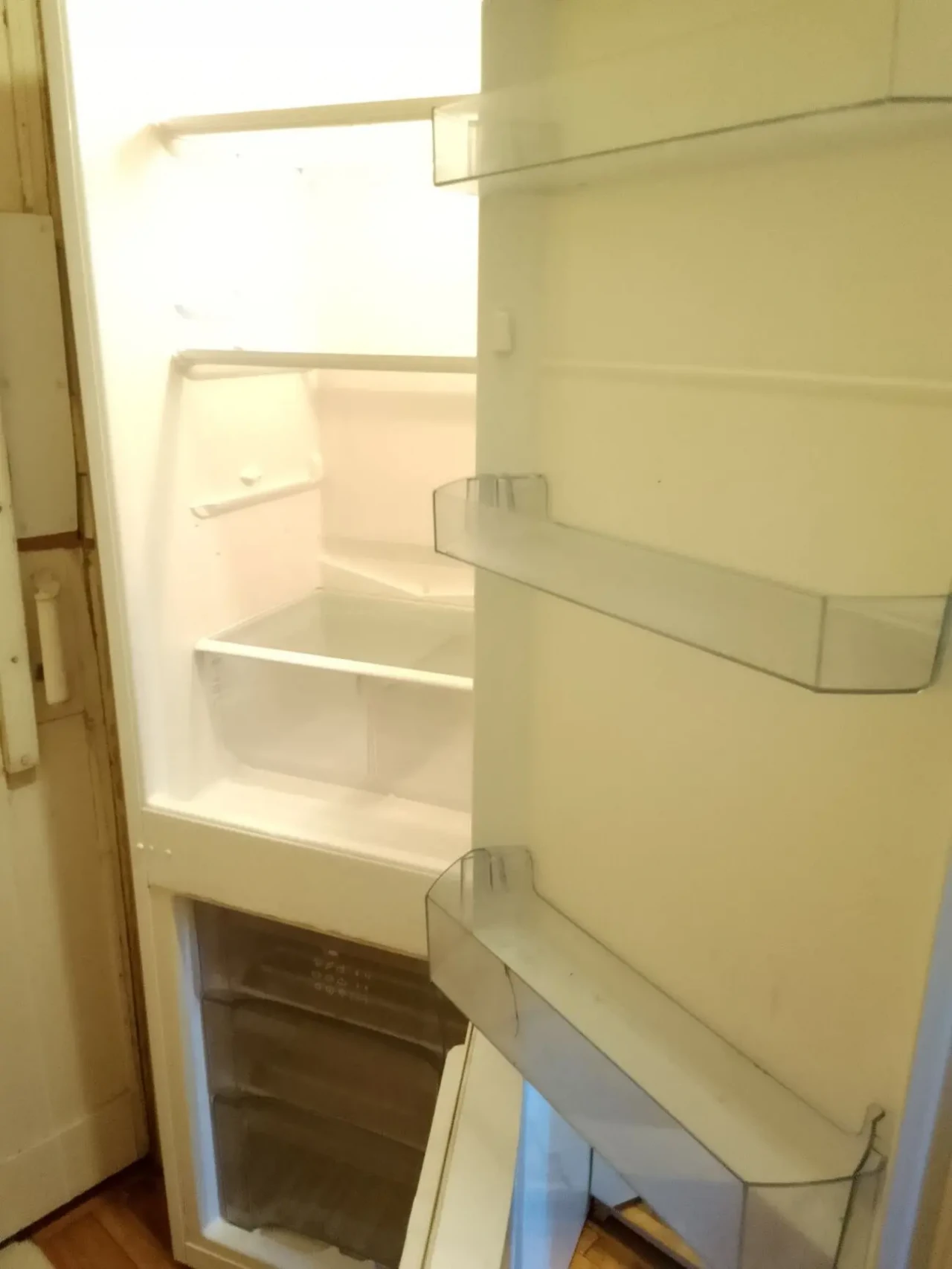 Холодильник фірми Gorenje. Б/у. 4