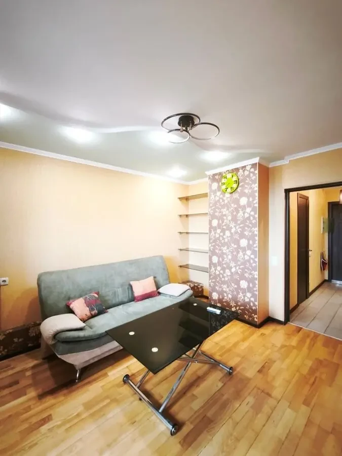 Від власника. 1-кімн.кв. 50кв.м (євродвушка) метро Чернігівська, Краківська 2