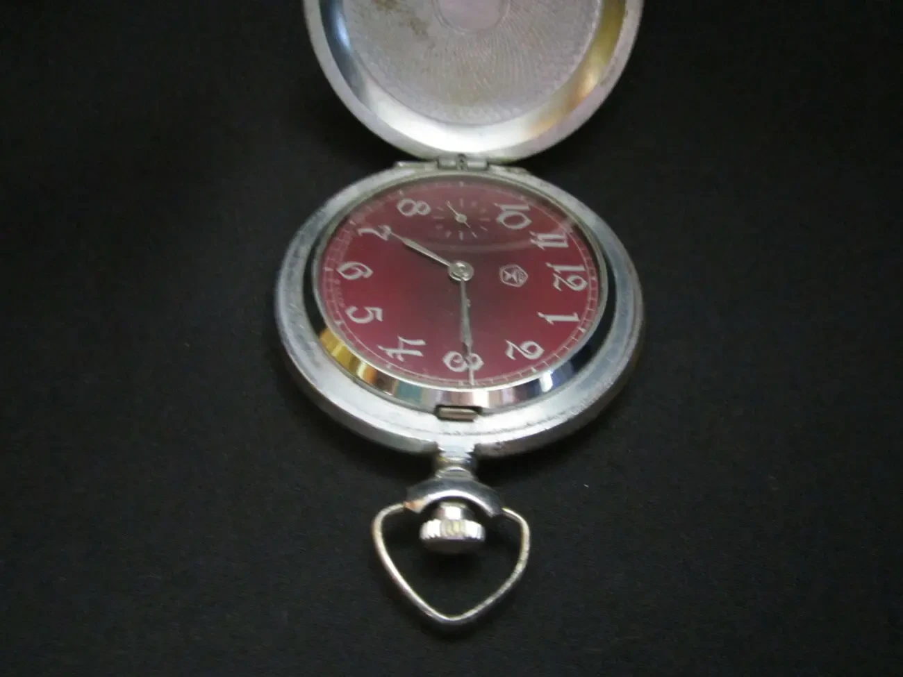 Часы карманные МОЛНИЯ 1941-1945г Знак качества СССР. 1 5
