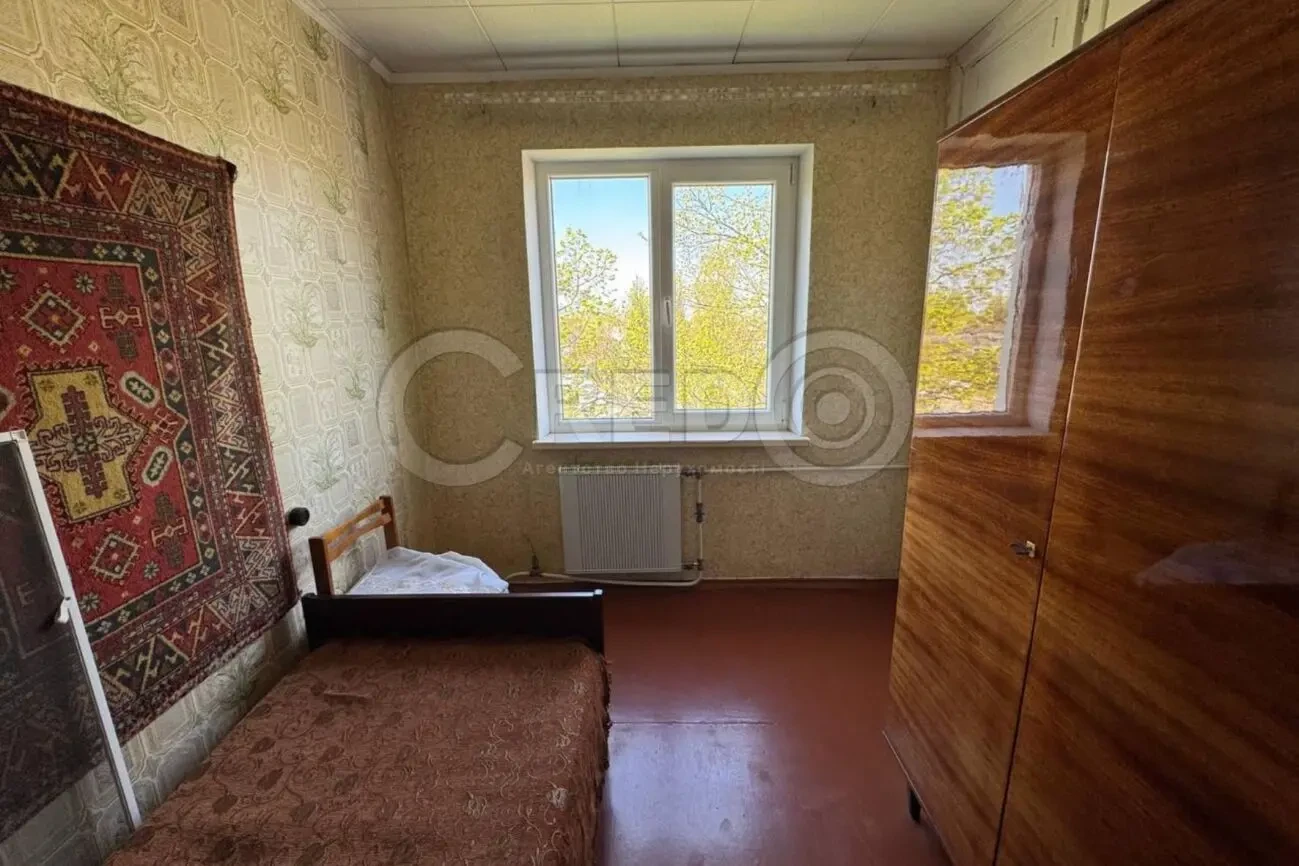 Продаж 3-кімнатної квартири, р-н Новинка 6