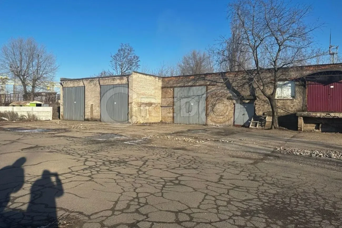 Оренда комплексу будівель, складу та гаражу 3